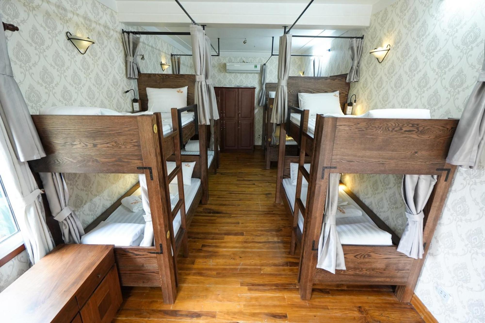 Musketeers Guest House Hanoi Exterior photo